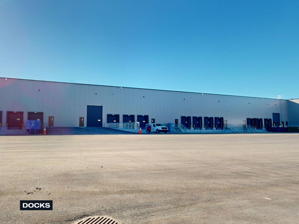 LOCAL INDUSTRIEL  LOUER  PARTIR 6765pi2 - Saint-Jrme