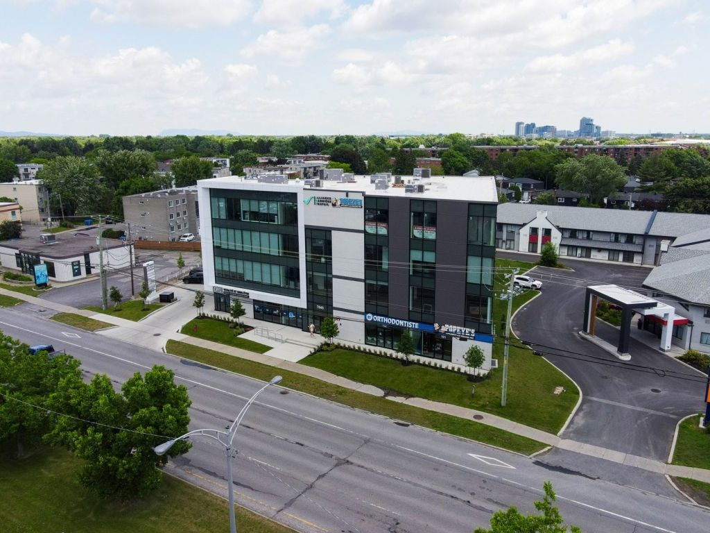 Espaces Coworking / Bureau  louer cl en main Brossard