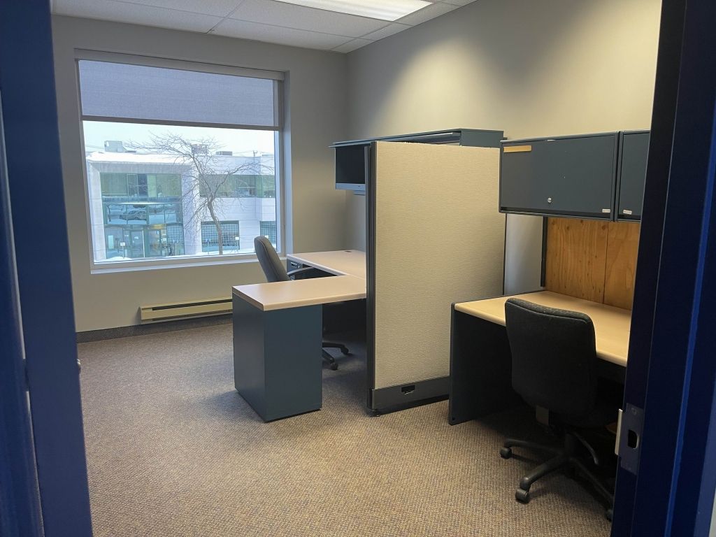 Spacious Office For Rent St-Leonard