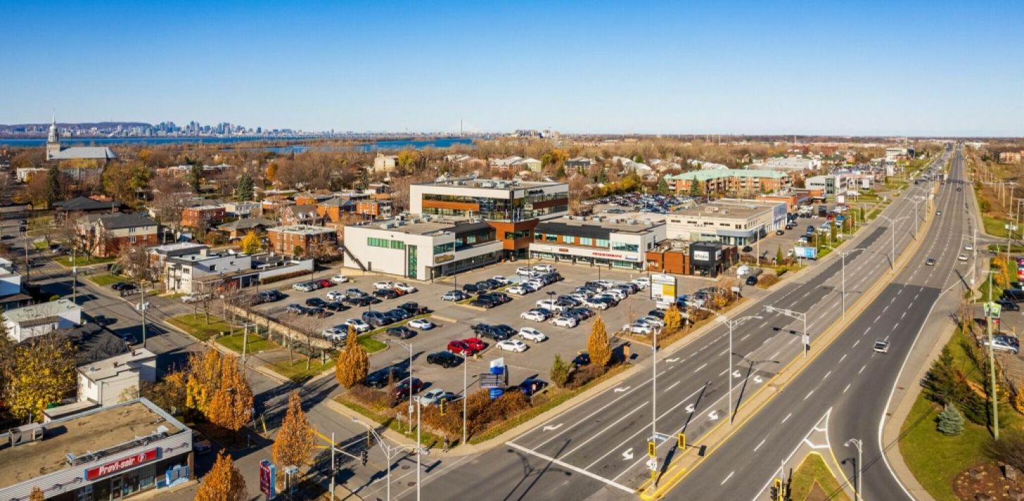 Espace commercial et bureaux divisibles 1000 à 10 400 pc à louer La Prairie - À louer