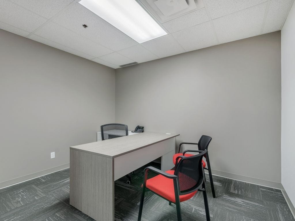 🏢 Office suite for rent in professional shared accommodation | Boisbriand