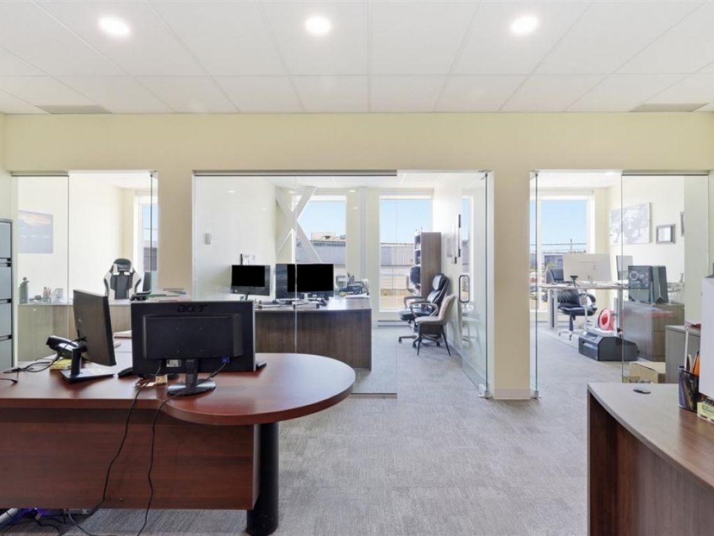 Condo industriel � vendre