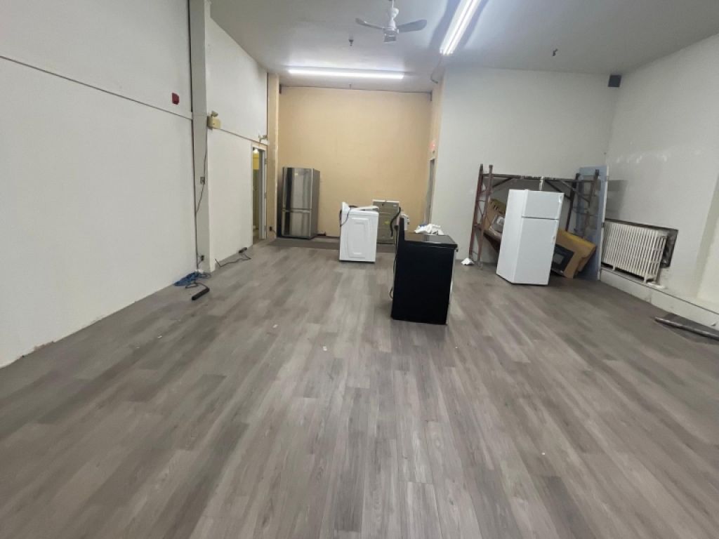 Large Commercial Space for Rent in Downtown Trois-Rivires