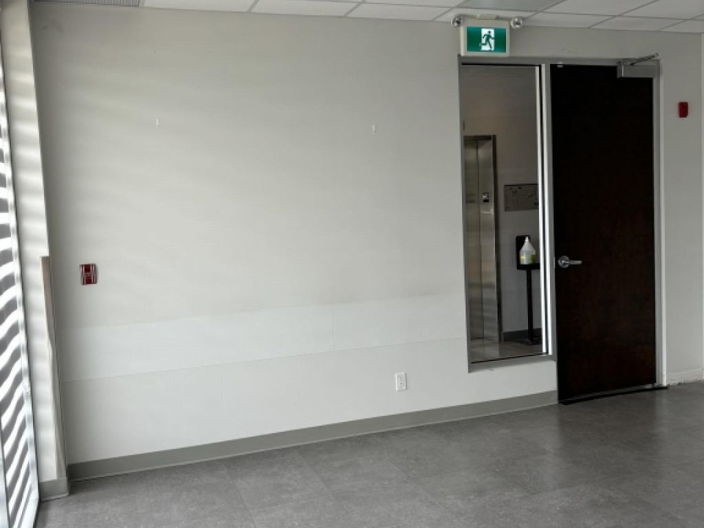 Condo commercial a louer - 3333 100eme avenue, Laval