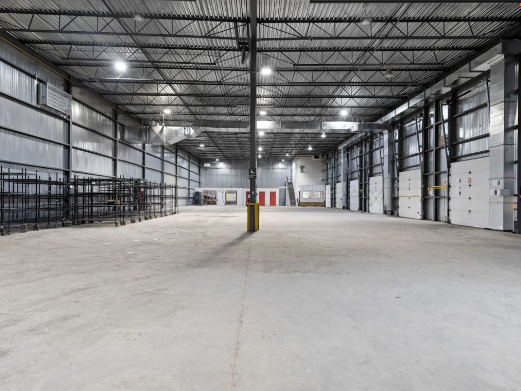 Industrial building for RENT