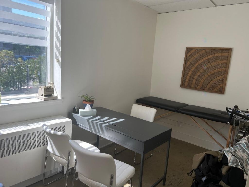 3,622 sq ft Divisible office space for rent Plateau-Mont-Royal