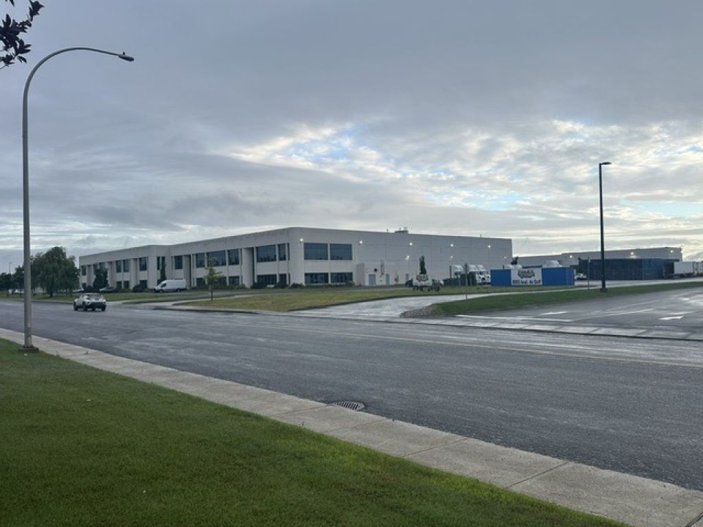 office /warehouse/land 