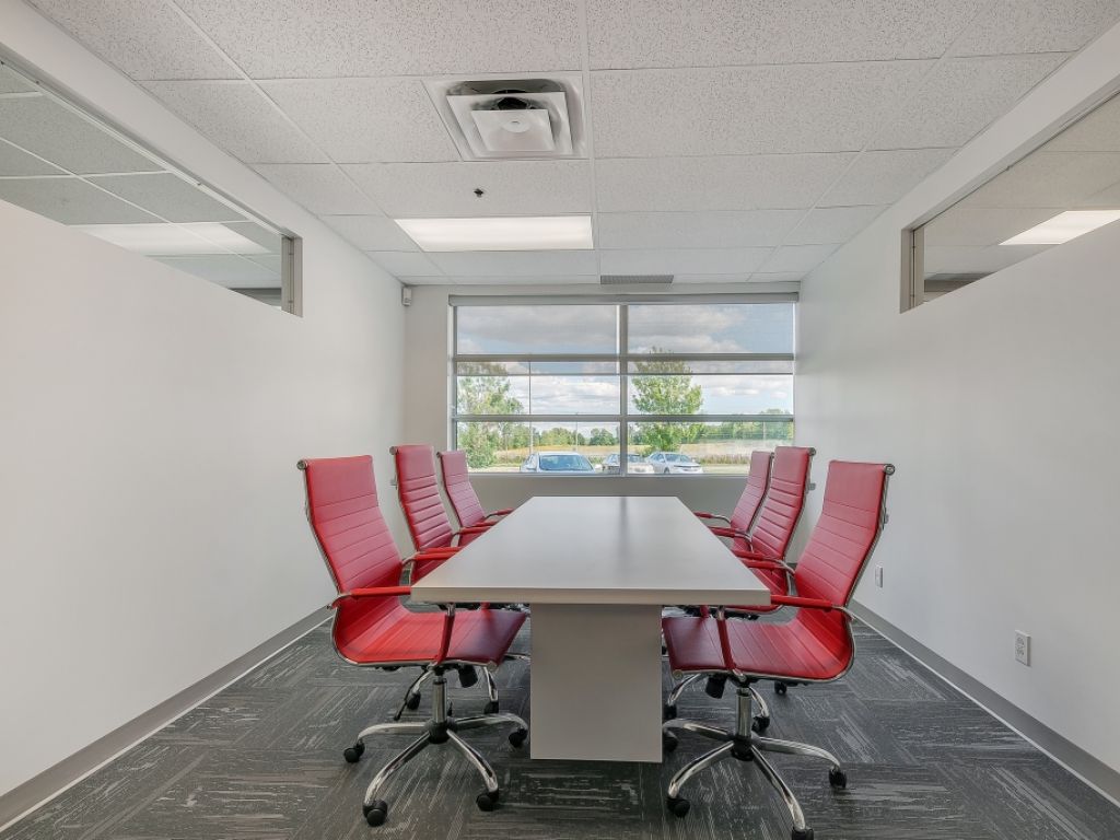 🏢 Office suite for rent in professional shared accommodation | Boisbriand