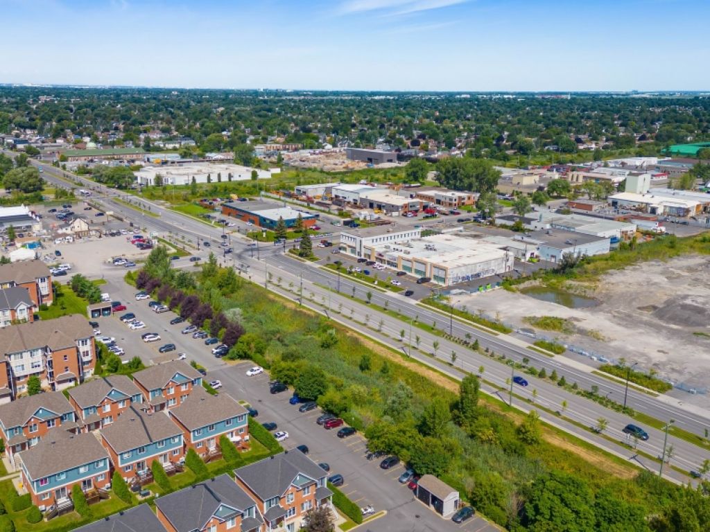 Espace pour bureau ou commerce  louer Saint-Hubert