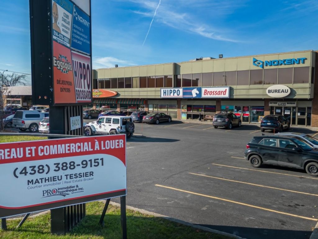 Espace commercial et bureaux  louer Brossard