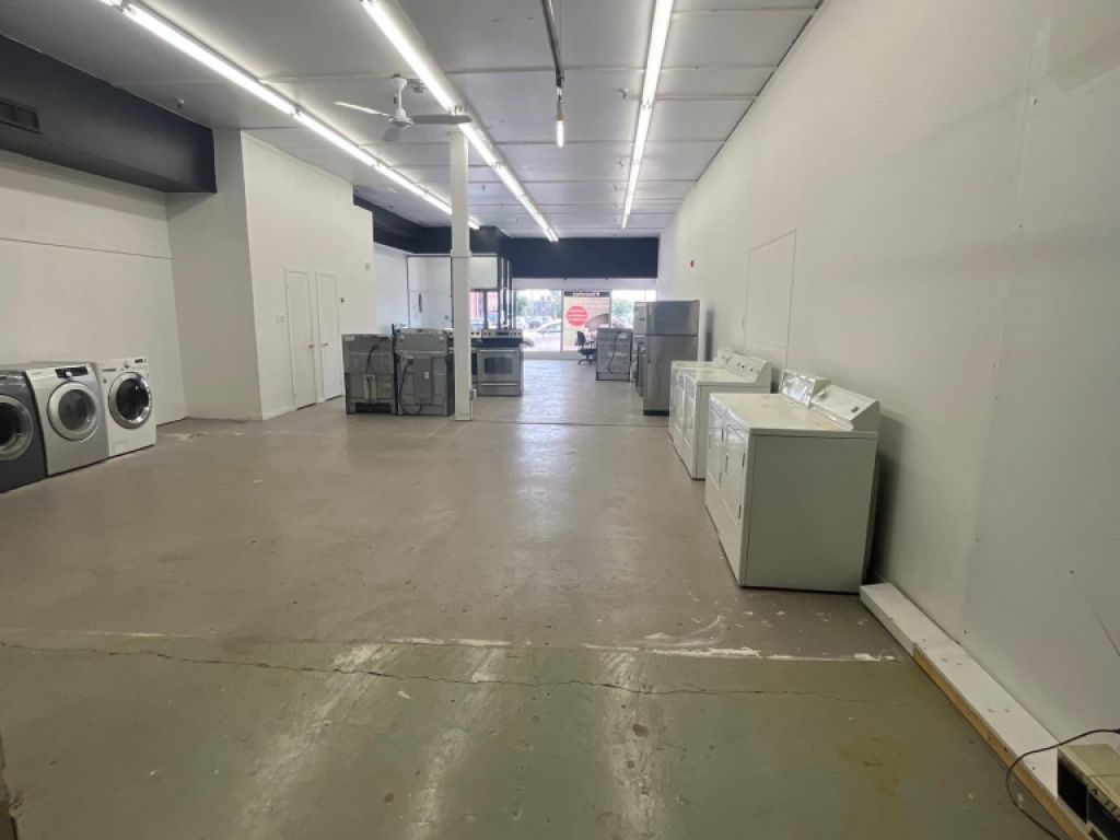 Large Commercial Space for Rent in Downtown Trois-Rivires