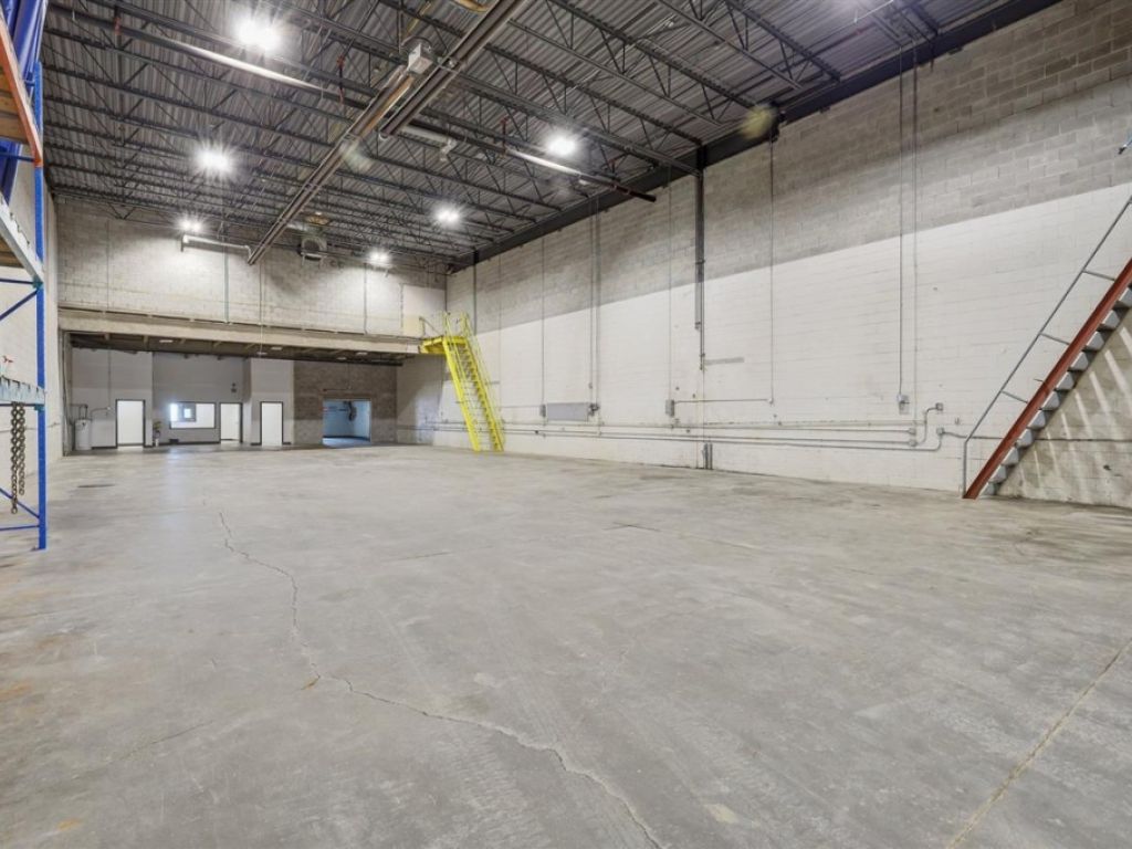 Industrial space for rent