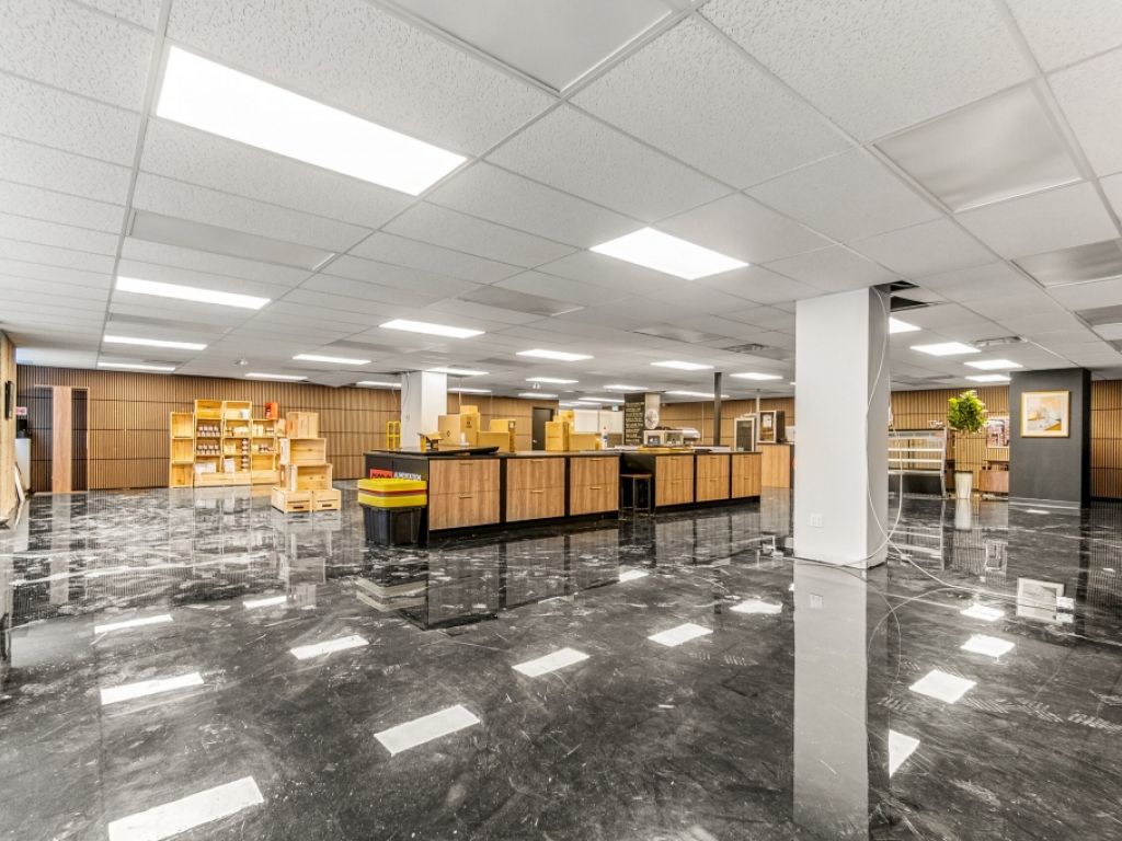 Espace commercial cl� en main � 3035-150 avenue Maricour Sainte-Foy