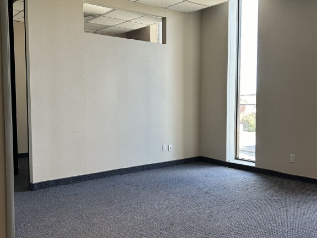 Bureaux professionnels � louer � 1 650 pi� � Saint-J�r�me 