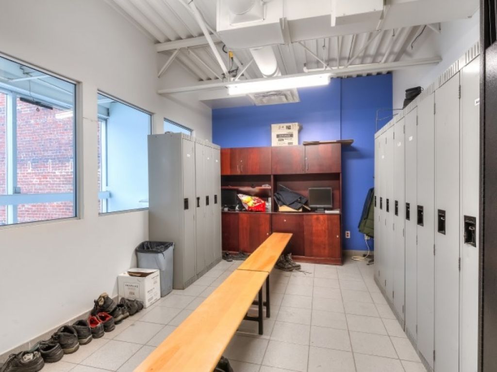 Espace commercial Griffintown-concessionnaire 