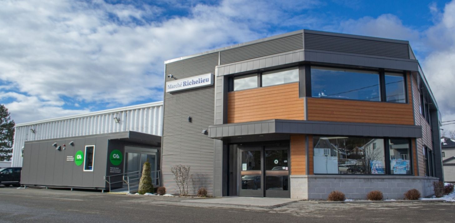 Marché Richelieu - For Sale