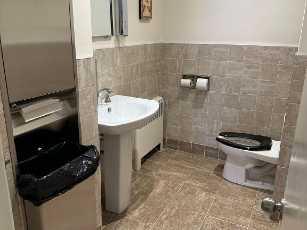 Bureaux pour professionnels � louer � Ahuntsic
