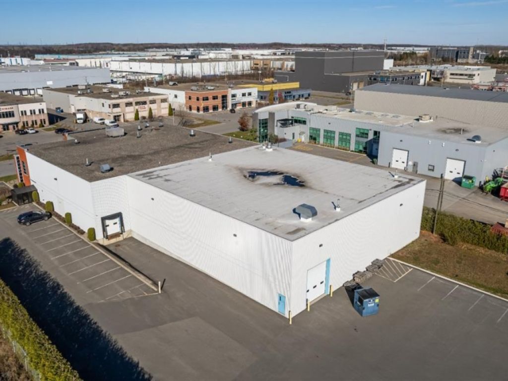 B�tisse industrielle � vendre