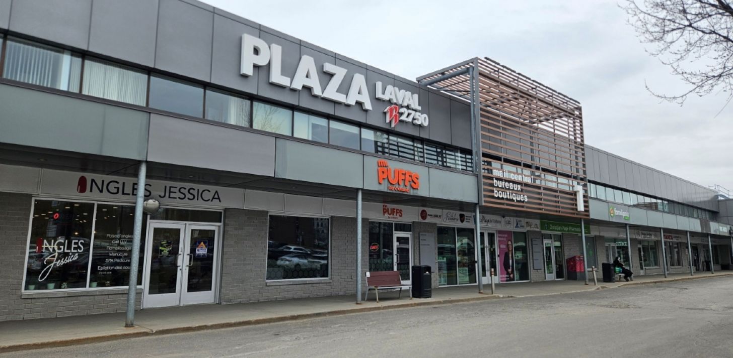 Bureau 251 - Plaza Laval à Ste-Foy - For Rent