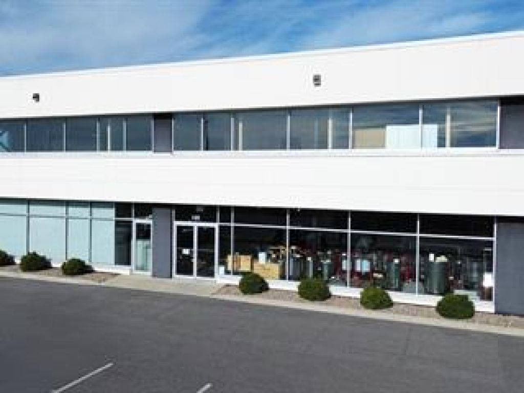  Space for rent (industrial - commercial - showroom - offices)