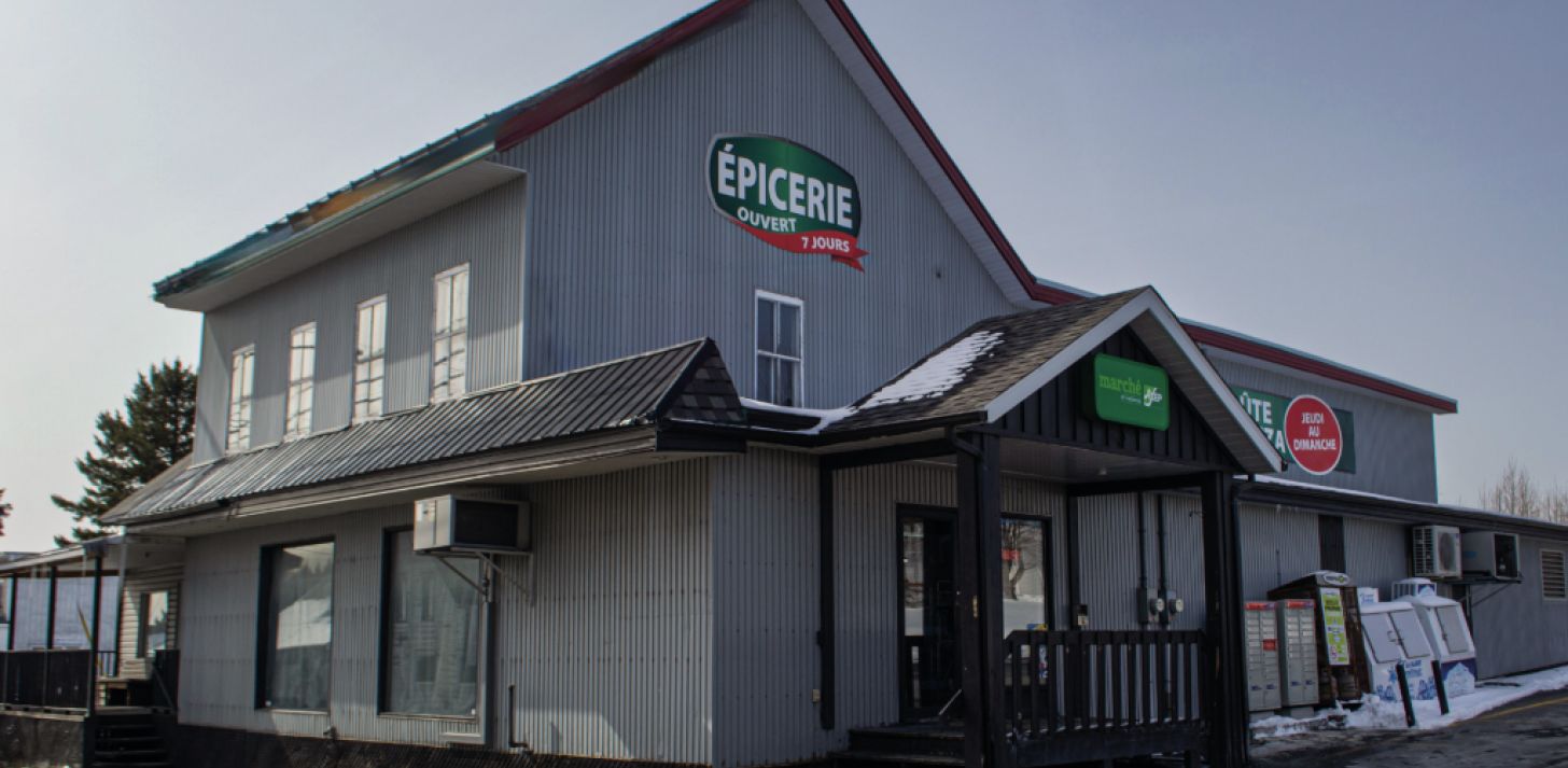 &Eacute;picerie bien &eacute;tablie avec forte client&egrave;le locale � Saint-Th&eacute;ophile tacq - &Agrave; vendre