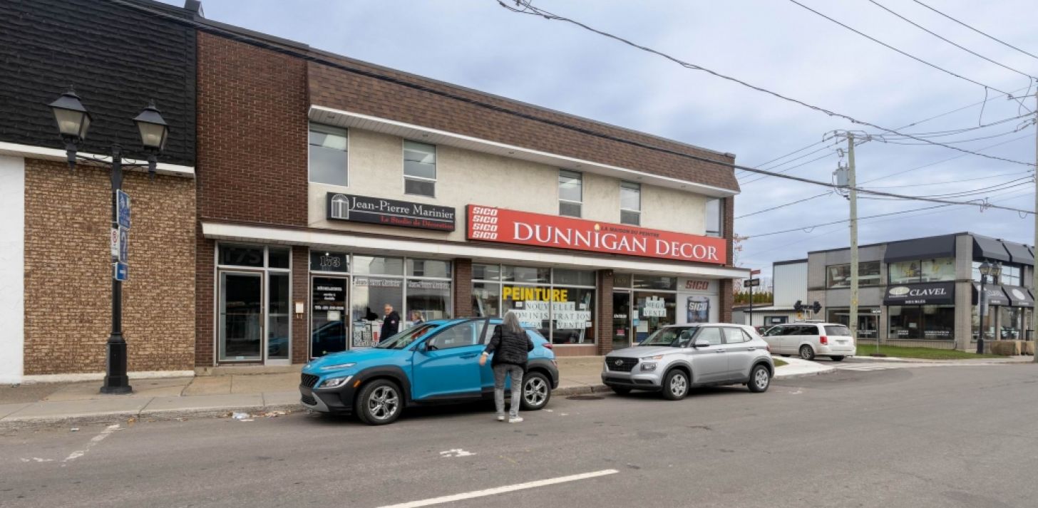Building for sale or office for rent Downtown St-Jerome - For Rent