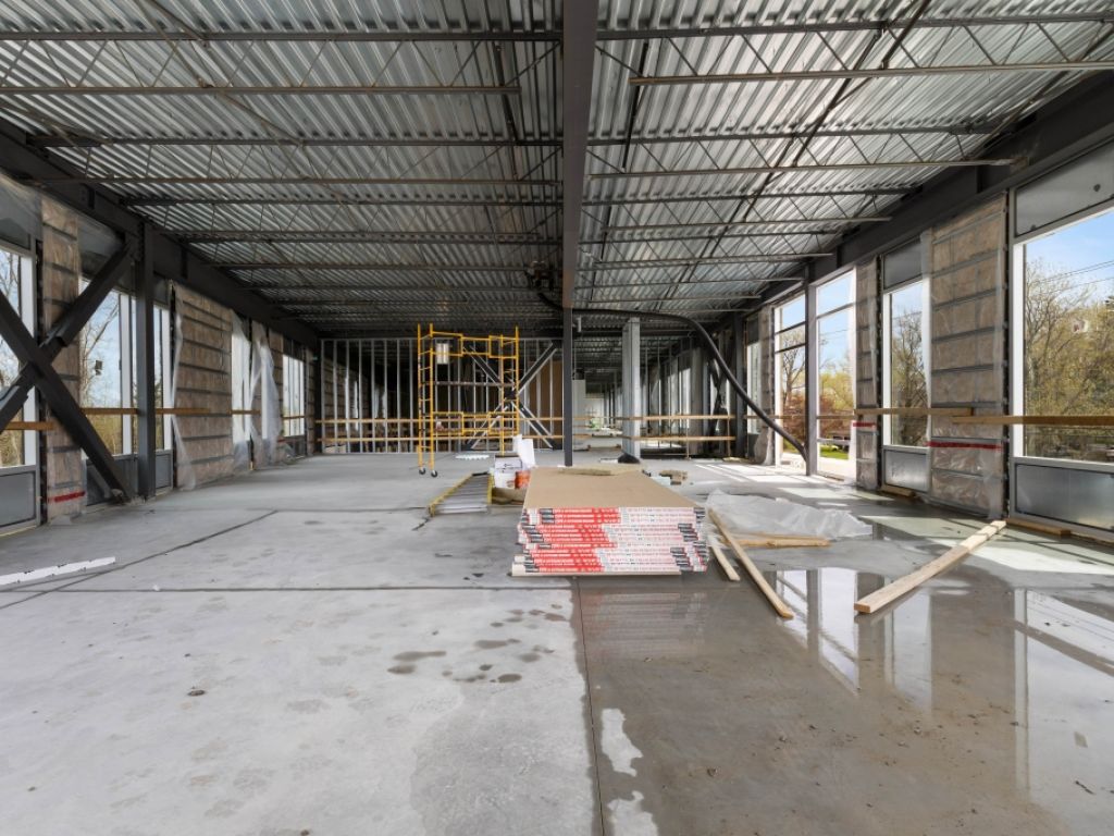 **Prime Industrial and Commercial Space for Lease**