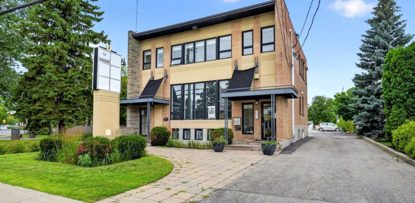 A pristine 208-square-foot office, Ideal for healthcare or school professionals - For Rent