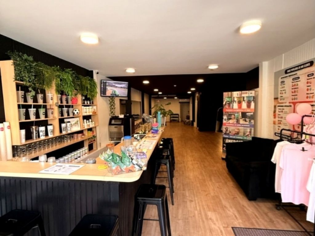 Opportunit� de collaboration commerciale - Espace de 700pc � partager