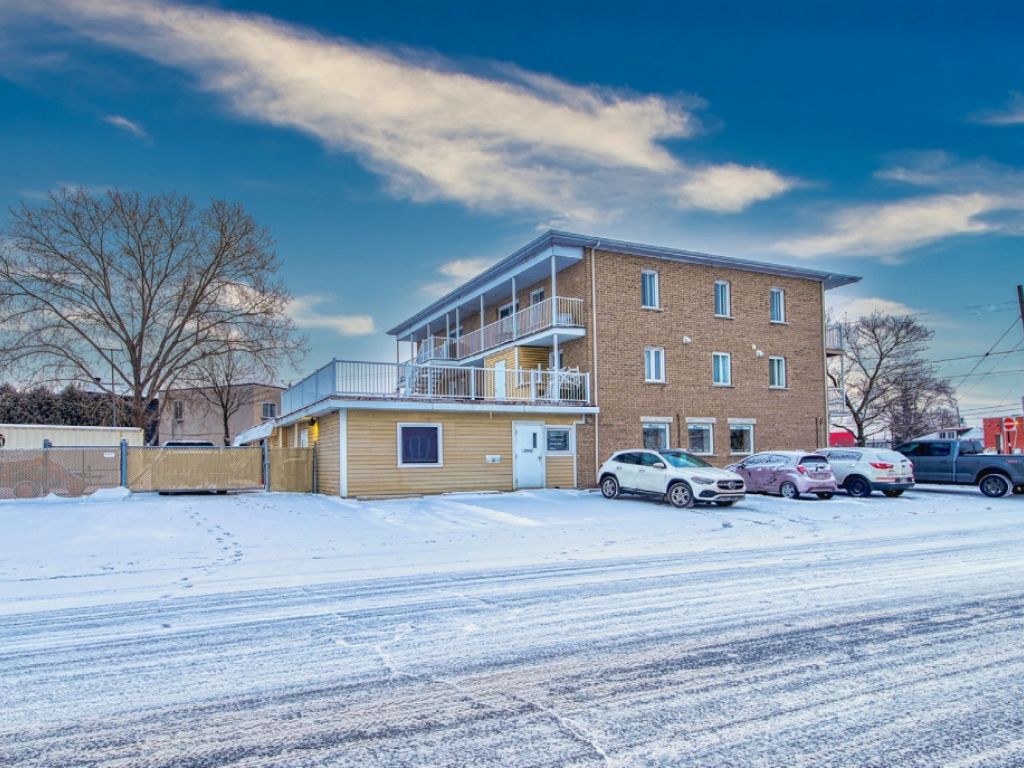 Espace commercial spacieux et parfaitement situ  Longueuil
