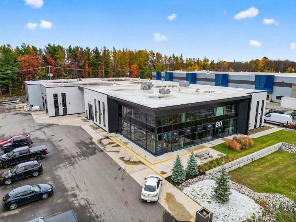 Condo industriel � vendre � 350 $/pi�