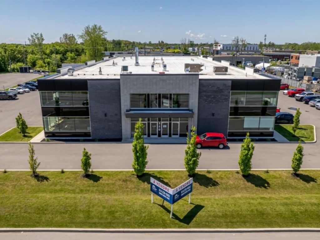 Industrial Building for Rent � 320 Rue Legault, unit OP12, Blainville