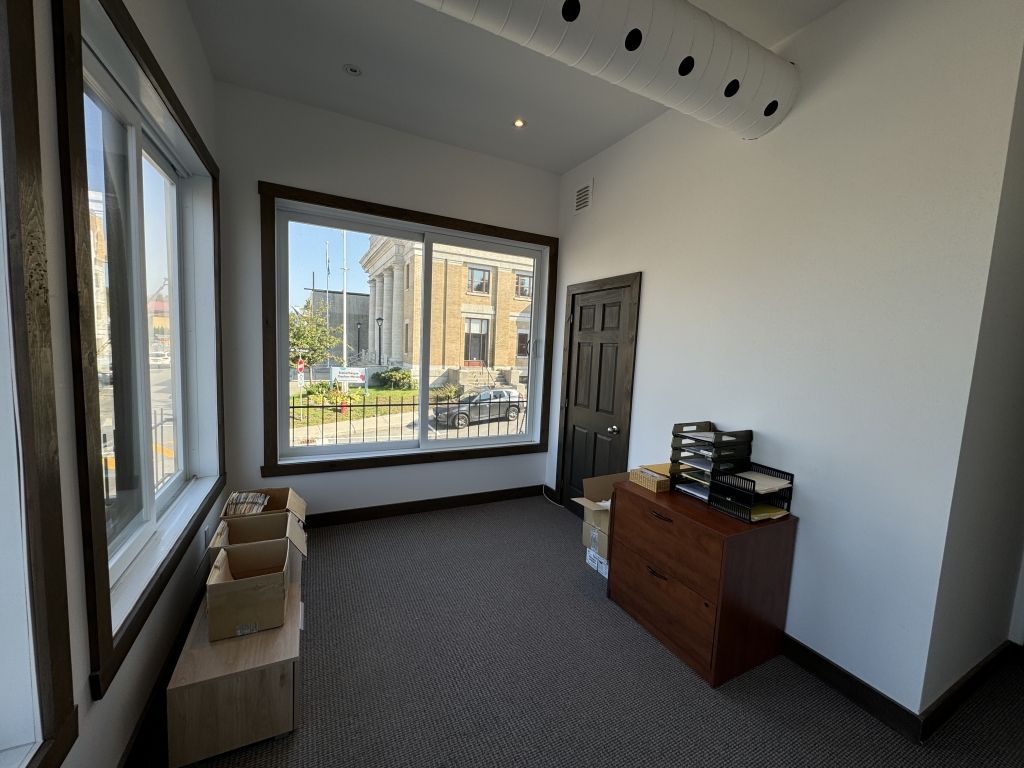 Bureau commercial tout inclus  louer 