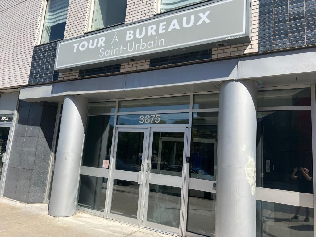 1,888 sqft office space Garage Option Plateau-Mont-Royal
