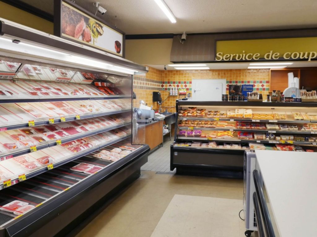 BONICHOIX MARKET IN COURCELLES