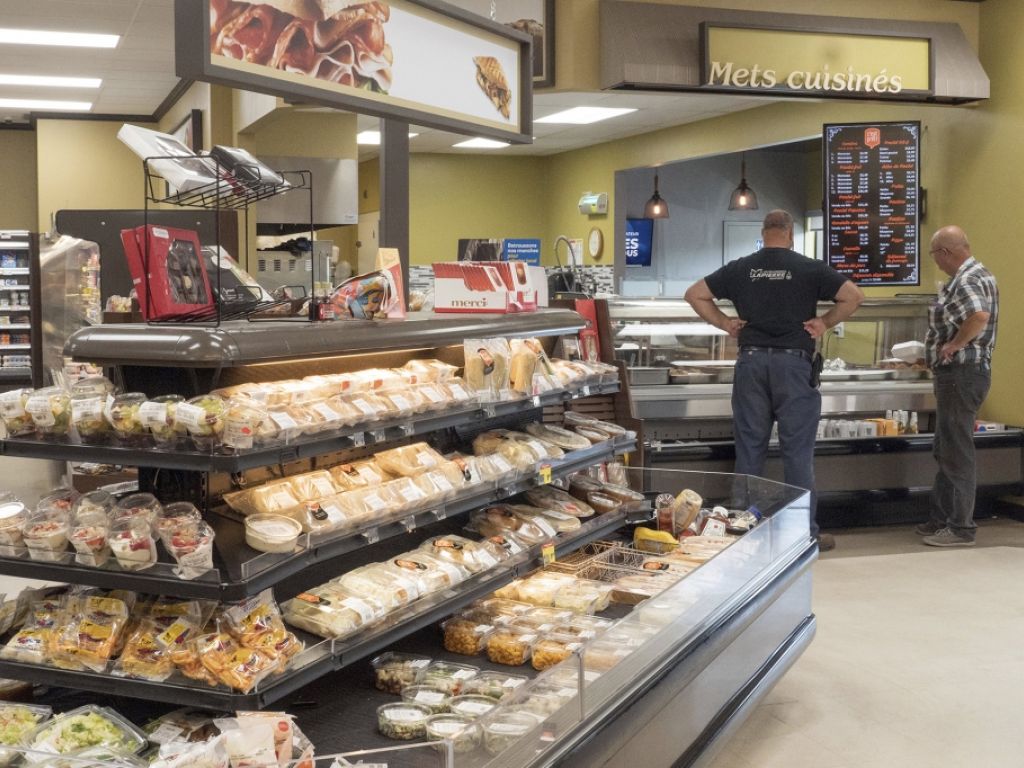 BONICHOIX MARKET IN COURCELLES