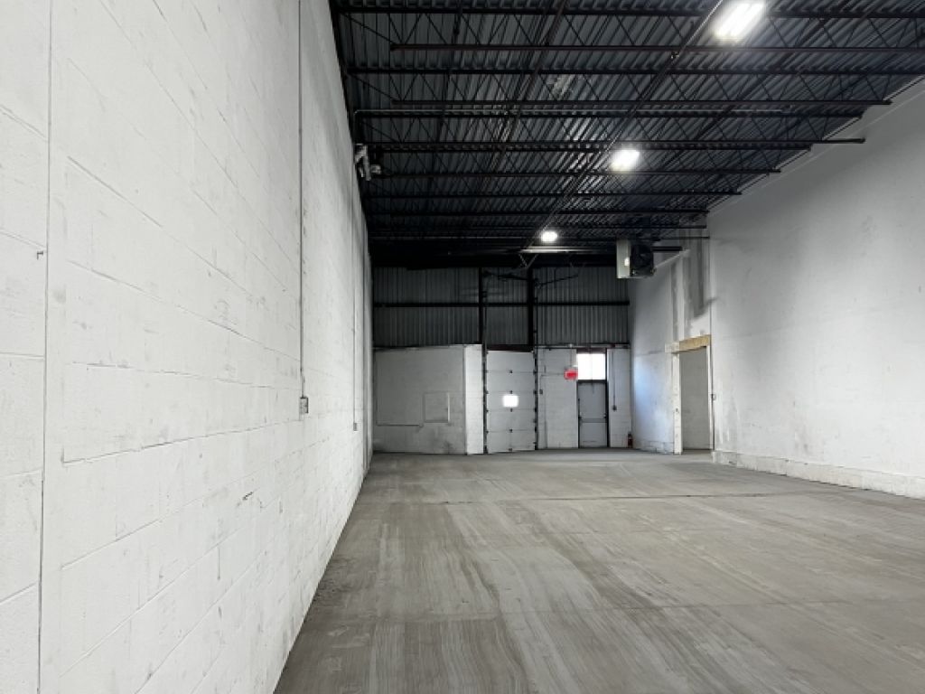 Espaces industriels � louer � Longueuil