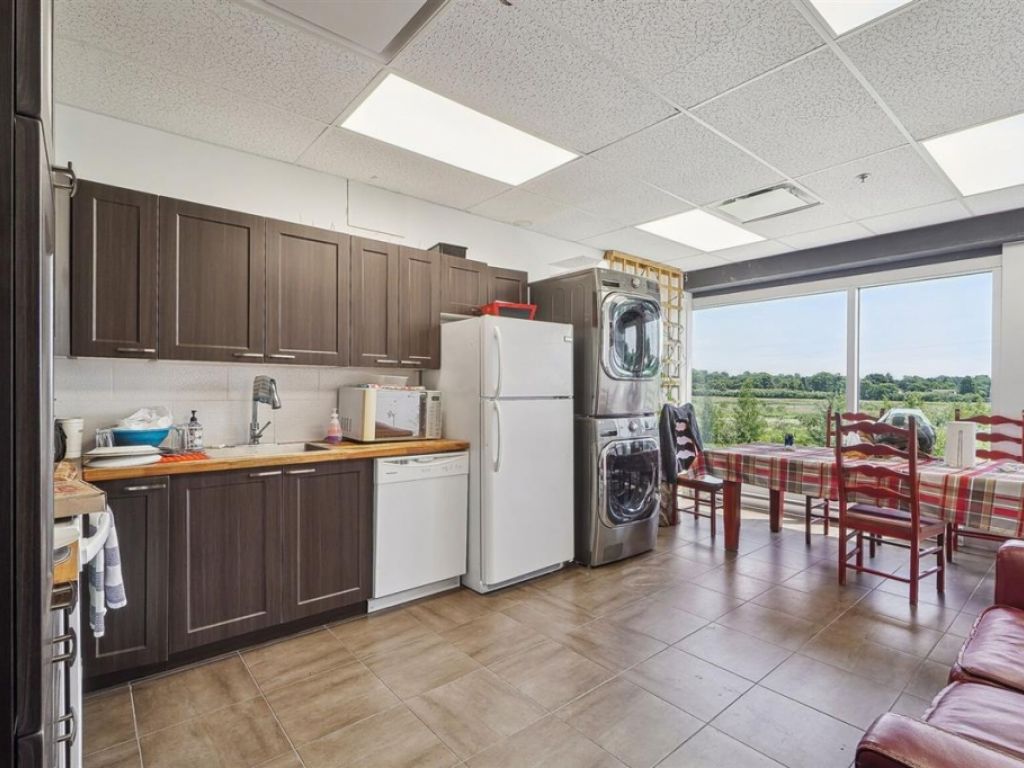 B�tisse industrielle 15 051 pi� � Saint-Bruno-de-Montarville