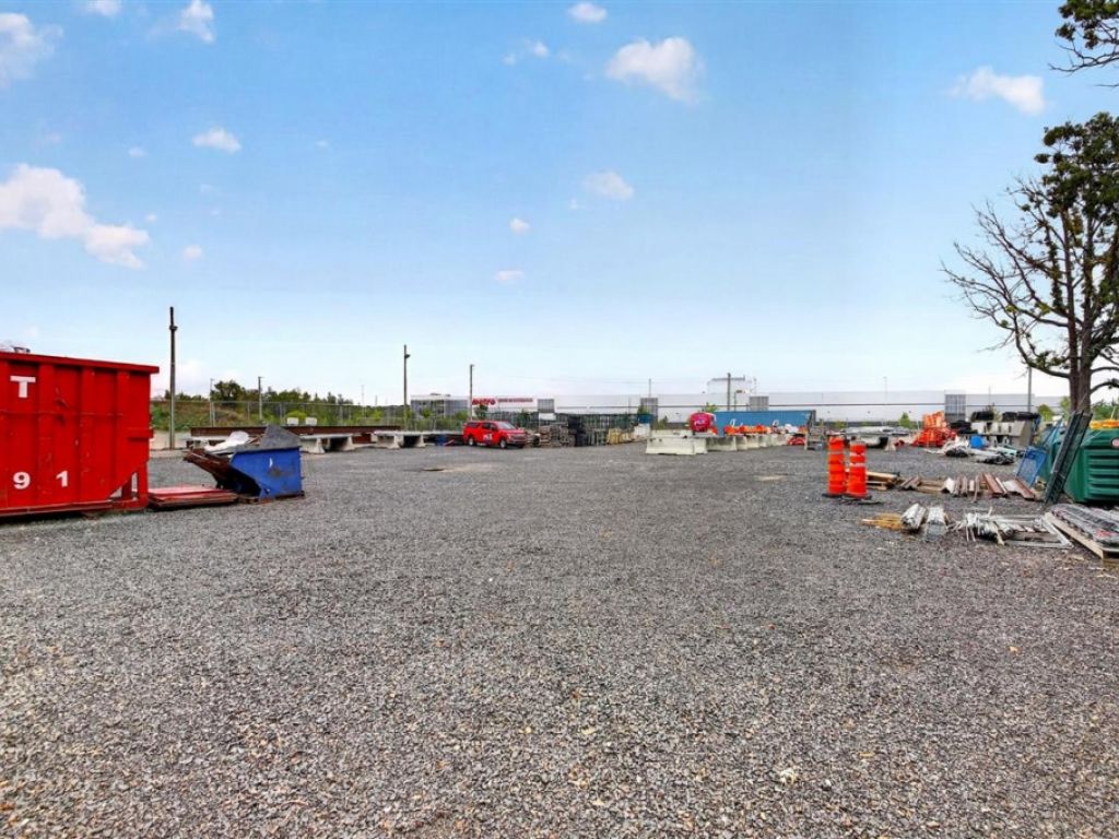 B�tisse industrielle � vendre