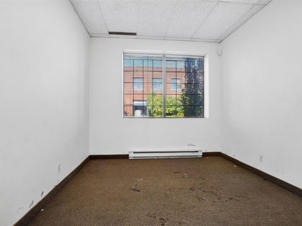 Espace industriel � louer � 65 Rue de Port-Royal O., local OP.2, Montr�al (Ahuntsic-Cartierville)