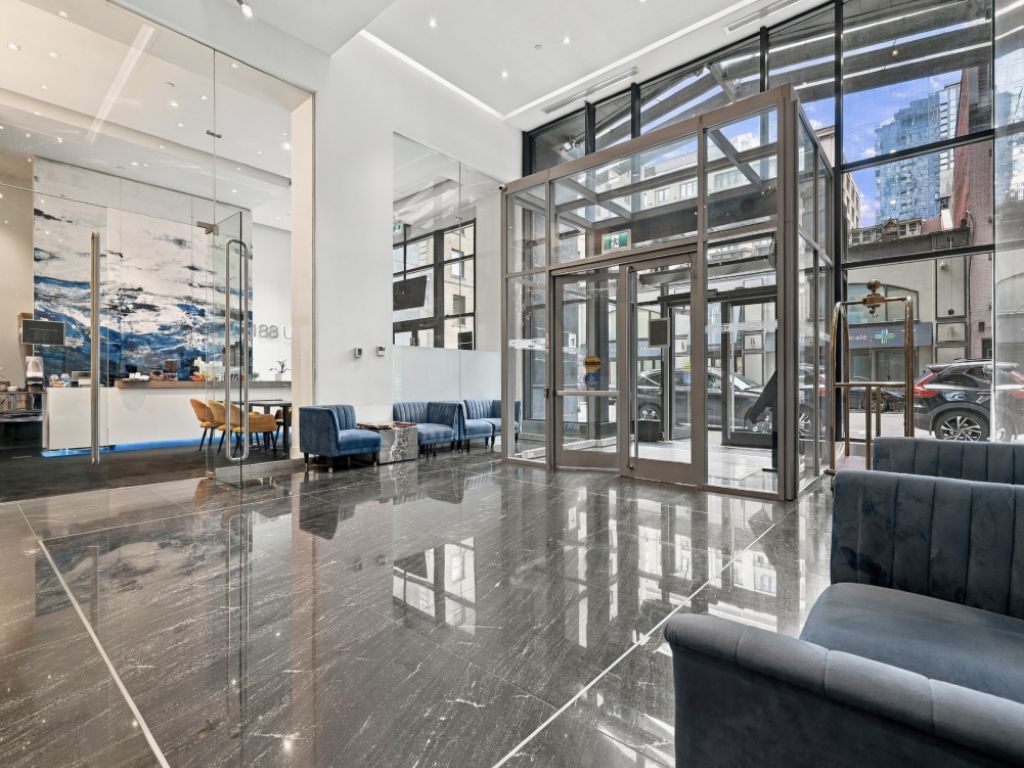 Turnkey offices in the heart of the city center