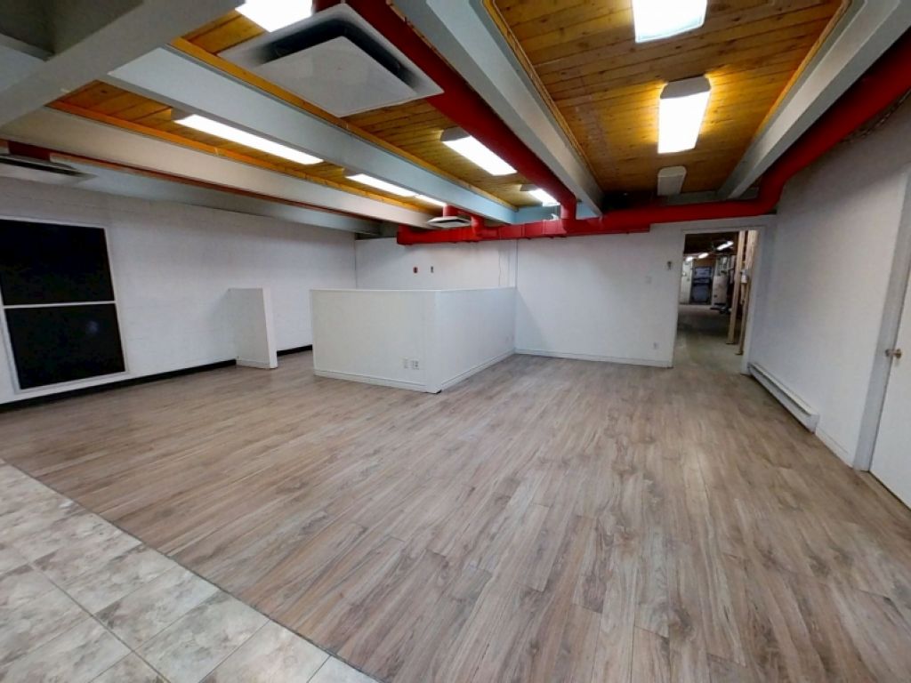 Local industriel/commercial  Parc Colbert - 2366-190 Galvani