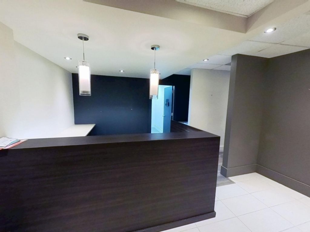 BUREAU  LIMOILOU 