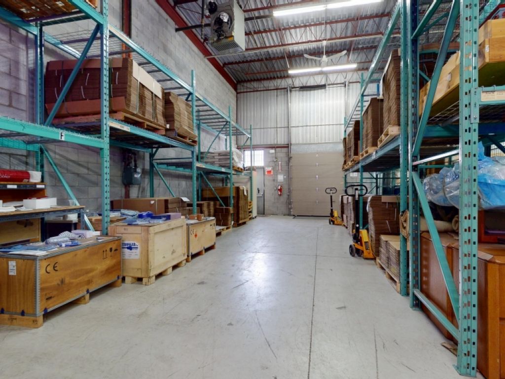  Industrial Space for Rent | Boisbriand | 2500 to 50 000 FT�