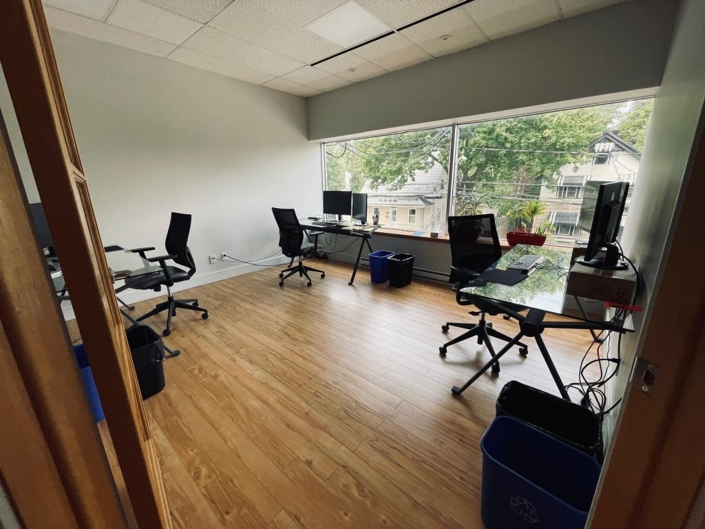 Bureau  louer 1040 pi2 - Vieux Longueuil rive-sud - 365 rue st-jean