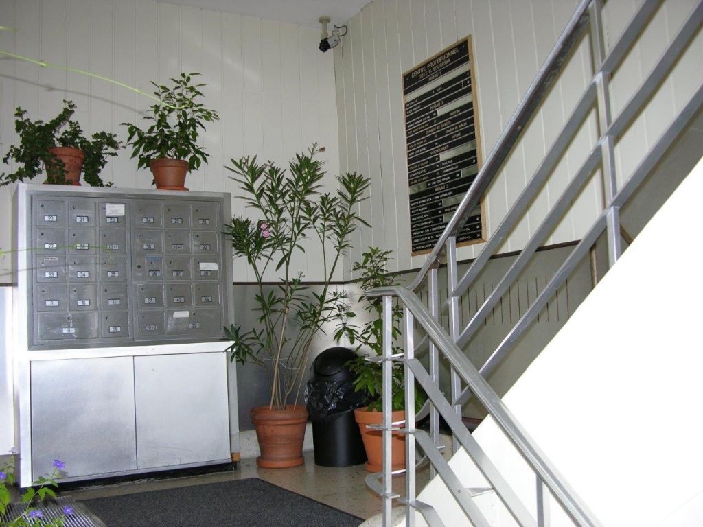 Bureaux pour professionnels � louer � Ahuntsic