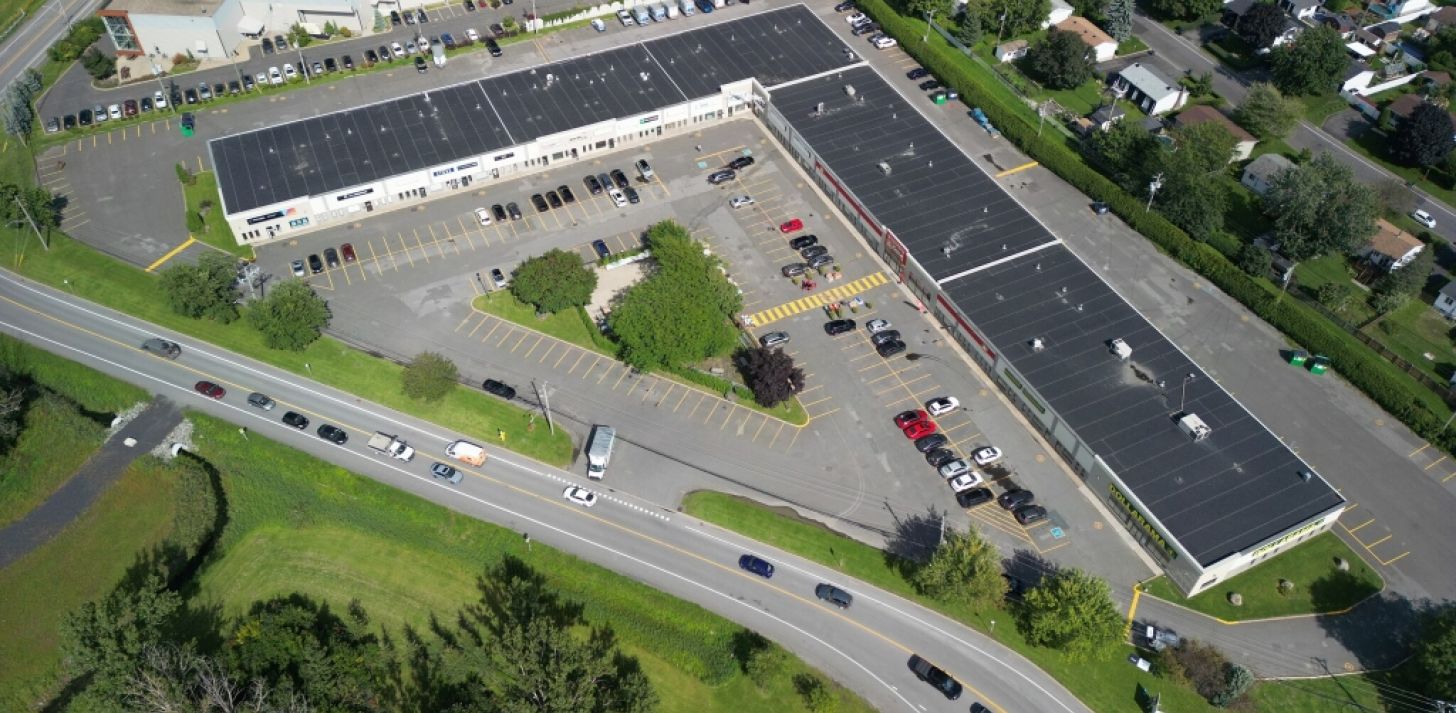 Local commercial 3 000 pi&sup2; &agrave; louer, Sainte-Julie, 5 995 $ - &Agrave; louer