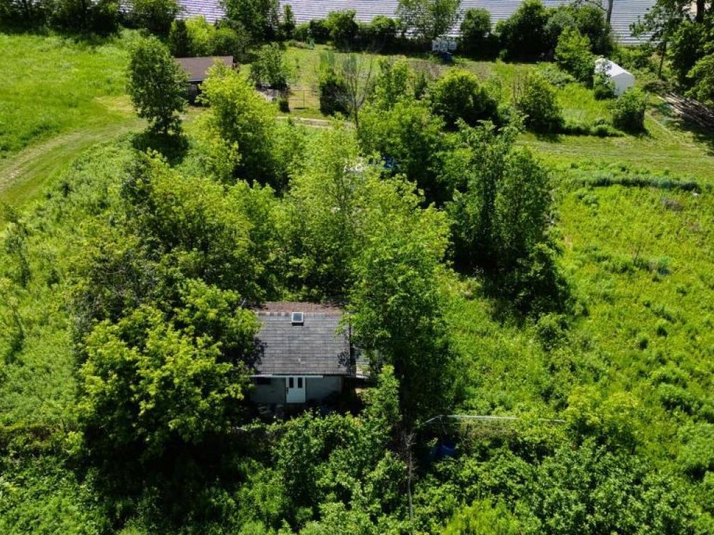 Terrain agricole 9000 pc � louer Laval (Auteuil)
