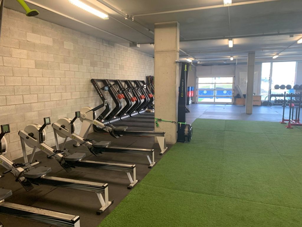 Gym for sublet in Delson