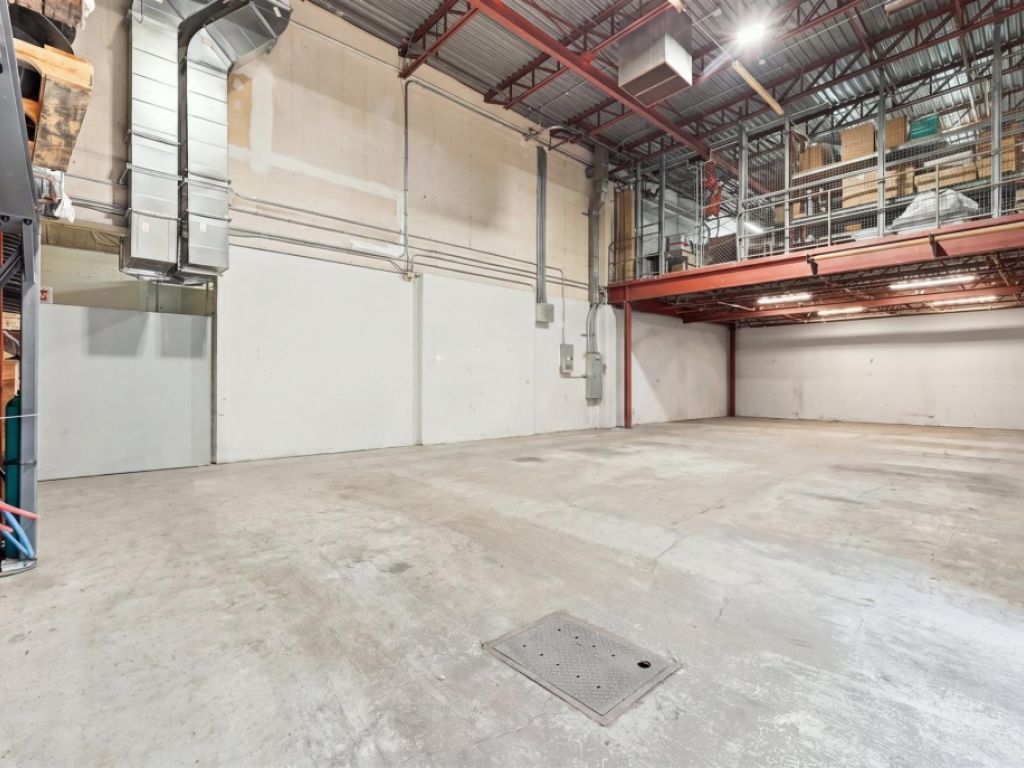 Local industriel � louer